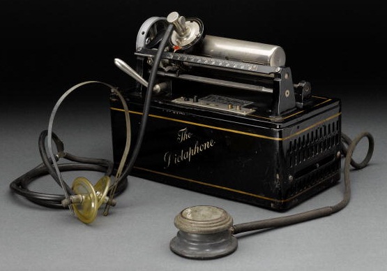 oz.Typewriter: Wired for Typing: Talking Machines and Typewriters