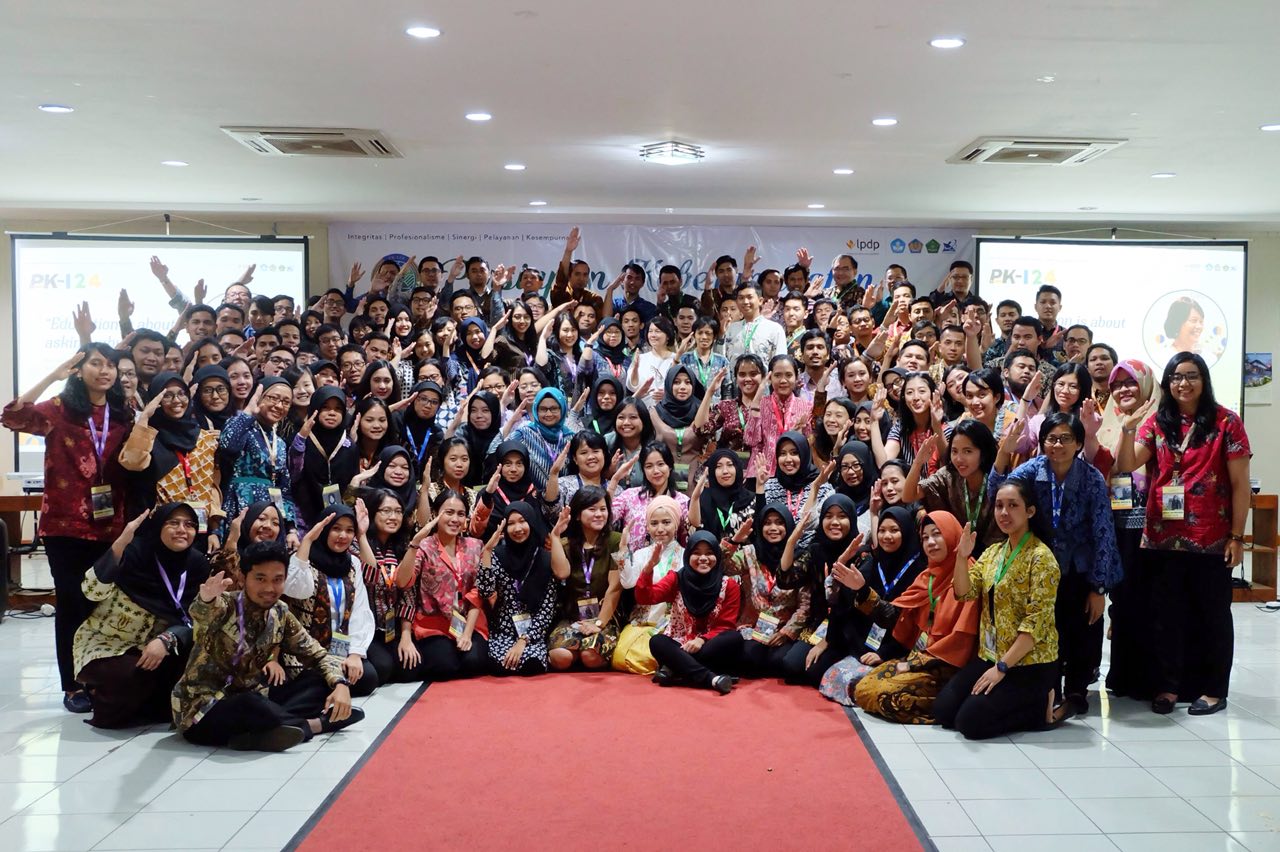 Kami Lanjut Studi Karena Menganggur? DONGENG DARI SAMUDERA