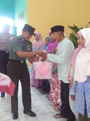 400 PAKET SEMBAKO DIBAGIKAN