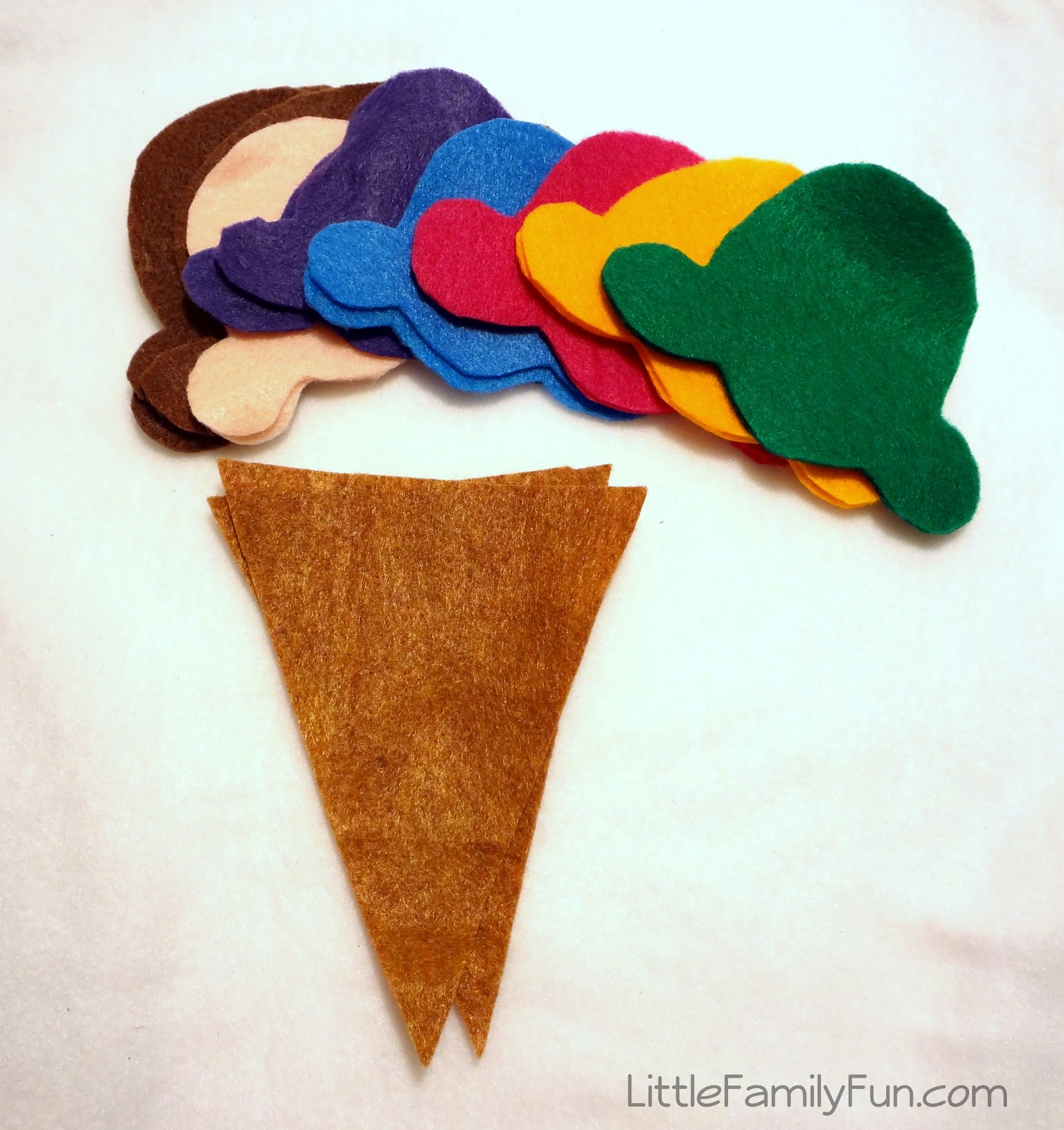 Little Family Fun Felt Ice Cream Cones