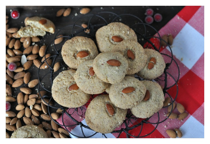 Bollos Eulalia - Spanish almond cookies for christmas, gluten free 