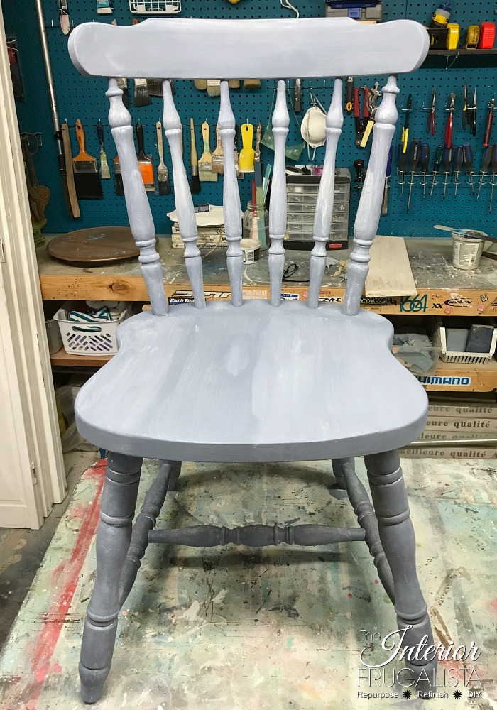 An easy way to paint wooden chair spindles when you don't have access to a paint sprayer or paint indoors. Plus helpful tips, useful products, and more.