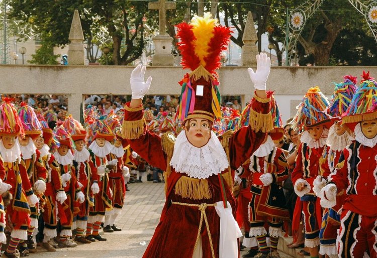A Matéria do Tempo: Festa da Bugiada