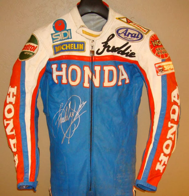 Racing Cafè: Dainese Racing Suit Freddie Spencer 1984 - MotoMemorabilia.com