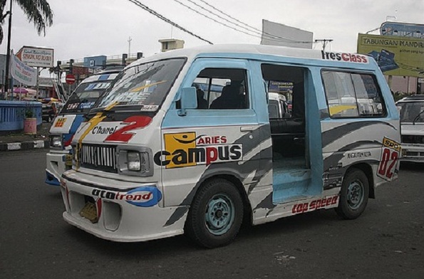 Kumpulan Gambar Modifikasi Mobil Angkot Unik