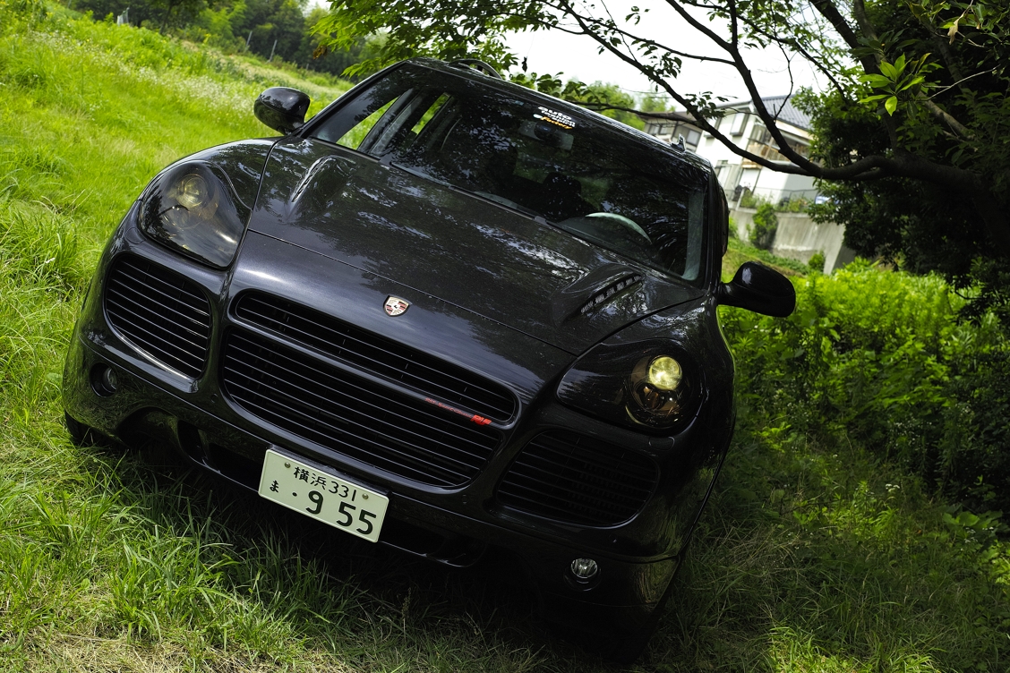 それは適度な75の満足感。 カイエン955とスポーツクラッシックエアロの融合。