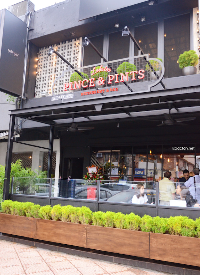 Pince & Pints Restaurant and Bar @ Bangsar - Lobster Galore