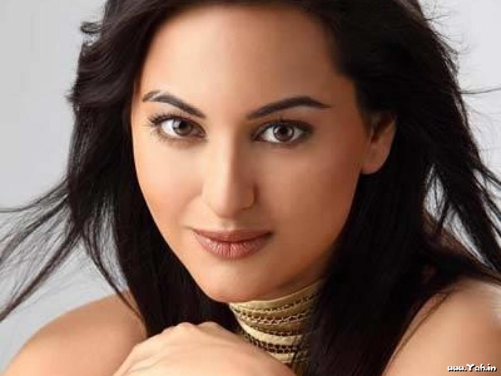 Sonakshi Sinha Bollywood Actress Wallpaper Tops Artists