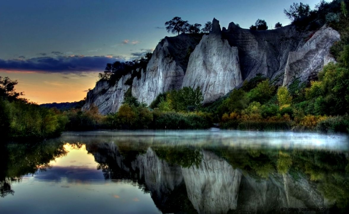 HD Wallpapers 1280x800 » Nature » Cliff Reflection hd desktop
