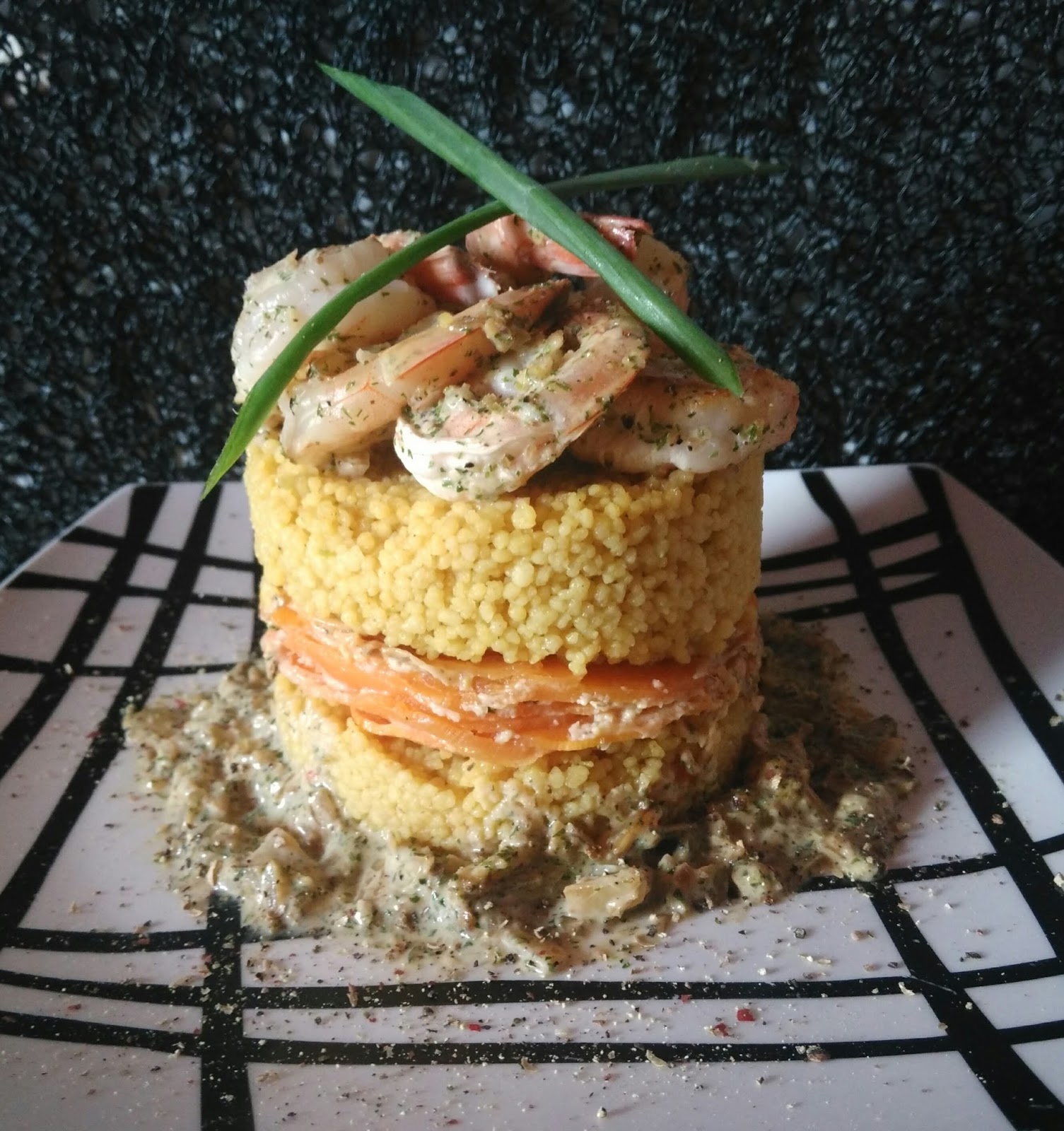 Timbale de crevettes carottes et semoule du soleil