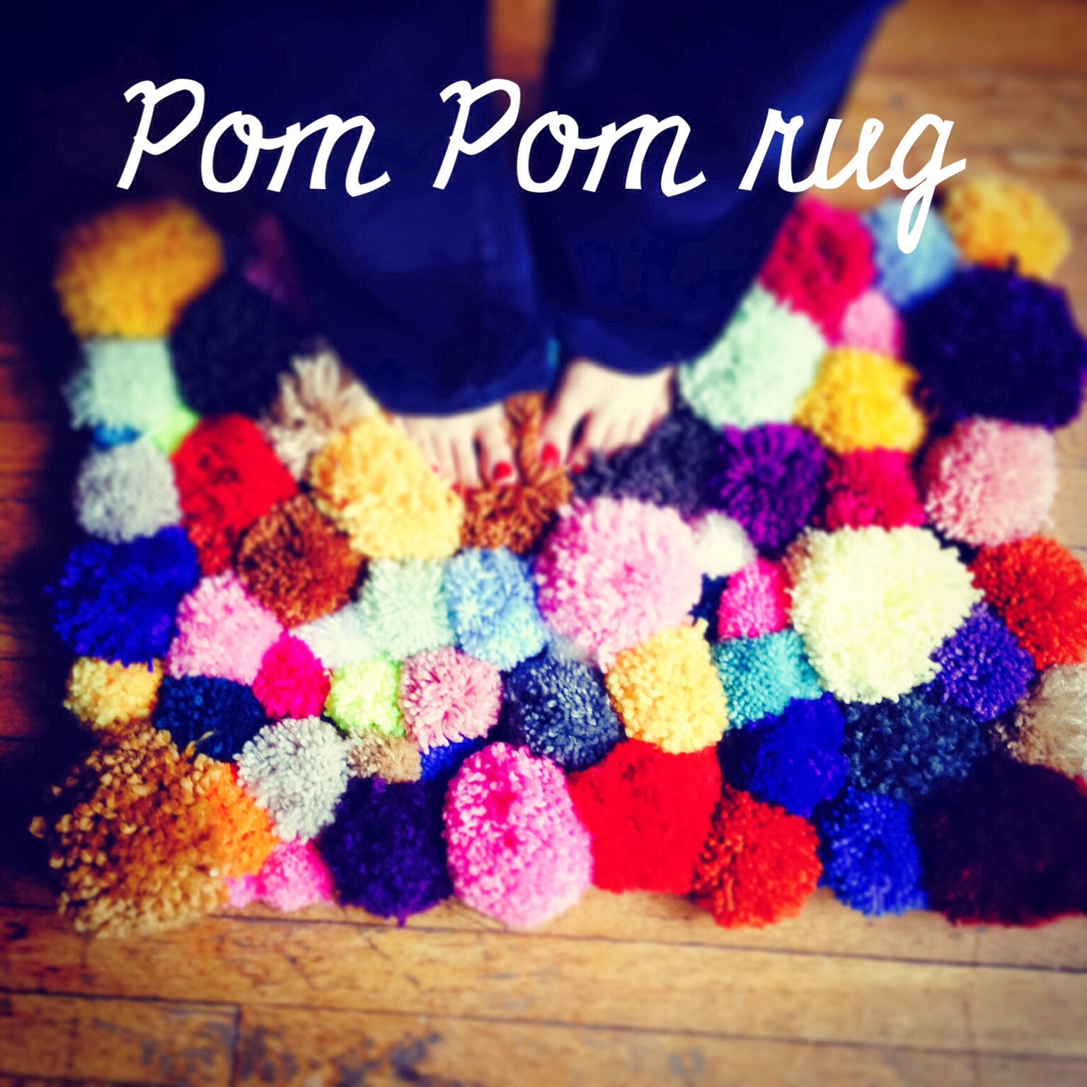 Hot child in the second city pom pom rug