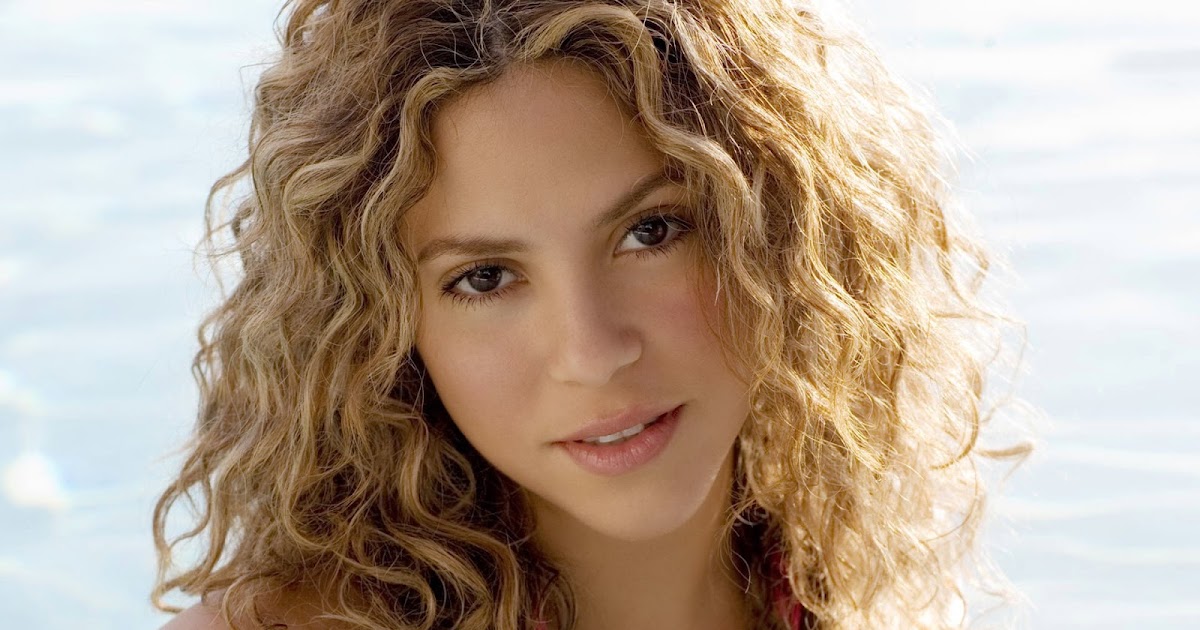 Shakira Beautiful Shakira Hd Wallpapers Free Download Cute Shakira Hd