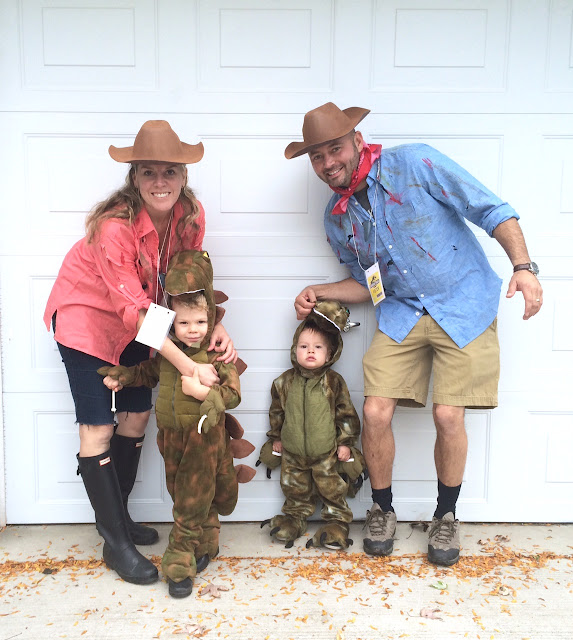 Halloween Door Decor and Family Costume - Harlow & Thistle