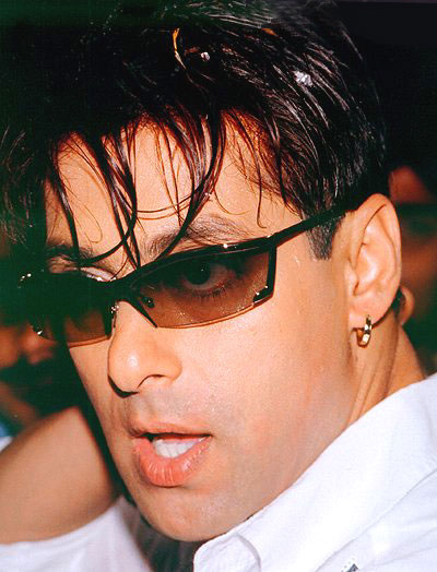 salman khan latest wallpapers. Latest Wallpaper-Pictures