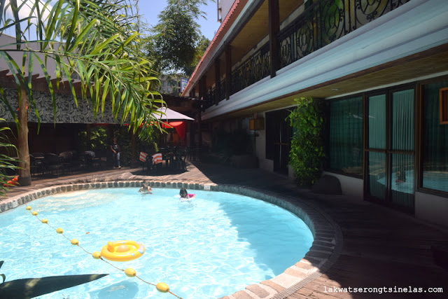 LEGEND VILLAS:  THE LUXURIOUS 100% FILIPINO HOTEL