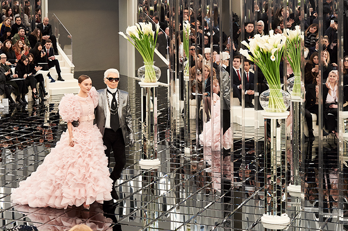 DESIGN and ART MAGAZINE: Chanel Haute Couture Hits New Heights in Paris