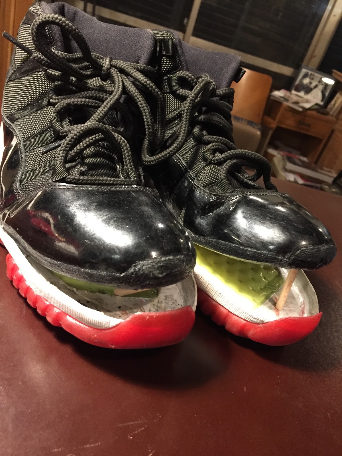 Small Axe Shoe Repair NIKE JORDAN 剥がれ 靴修理