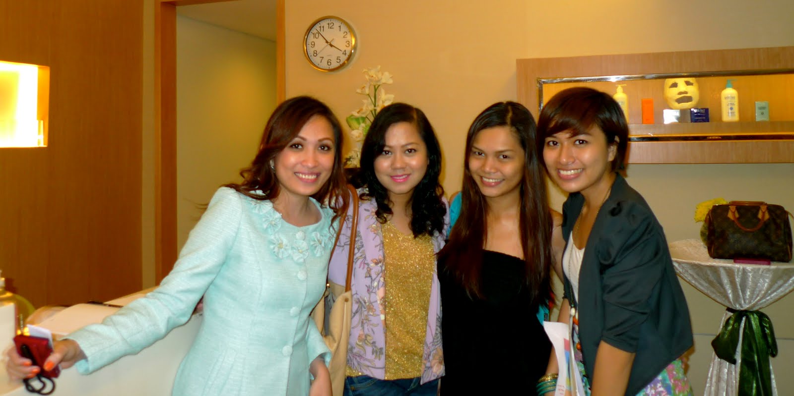 My Facial Treatment W/ Collagen Mask Experience at Facial Care Center