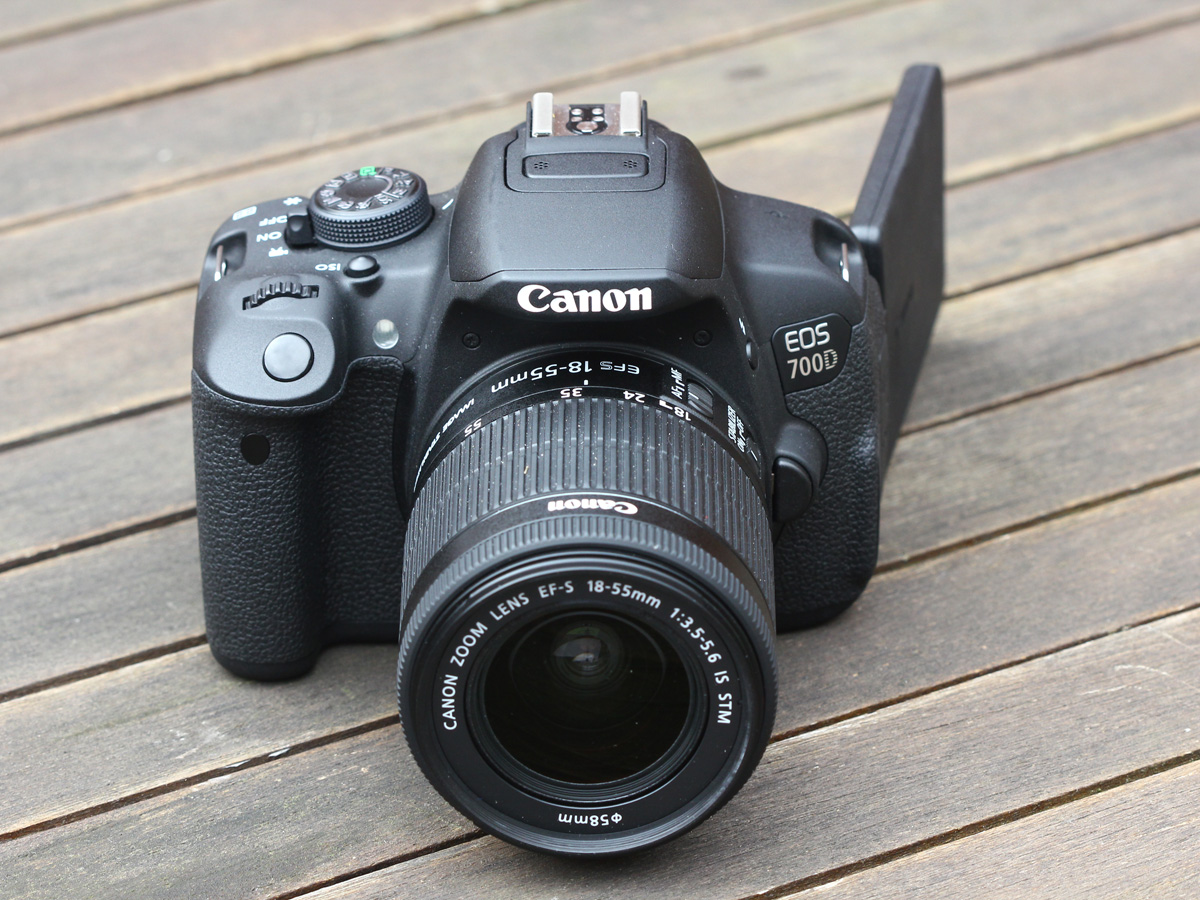 Harga Kamera Canon 700D Terbaru Tahun 2018