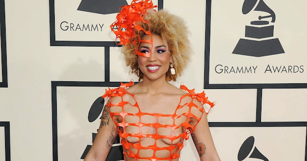 Joy villa sexy