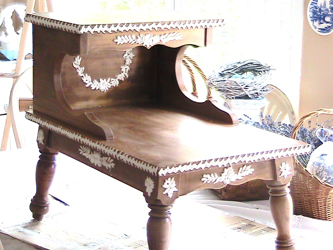 Katty's Cosy Cove Making furniture appliques