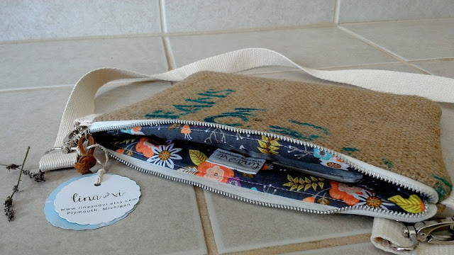 Burlap Floral Crossbody Zipper Bag - linaandvi.etsy.com Burlap Floral Crossbody Zipper Bag - linaandvi.etsy.com