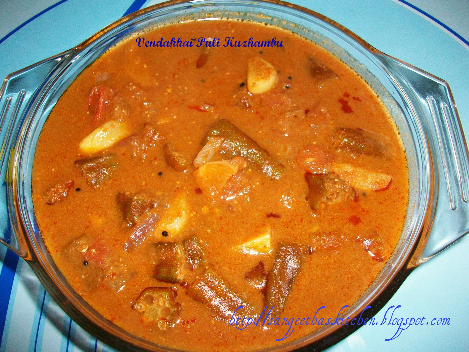 Spicy Treats Vendakkai Puli Kuzhambu / Okra Tamarind Curry (with Coconut)