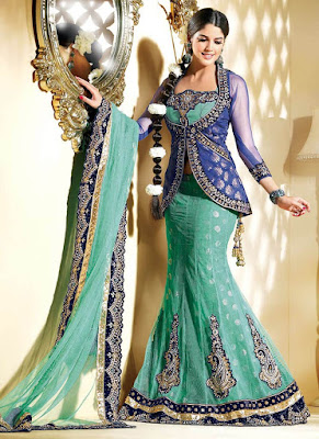 Simple and beautiful South asian style of bridal mehndi dress.