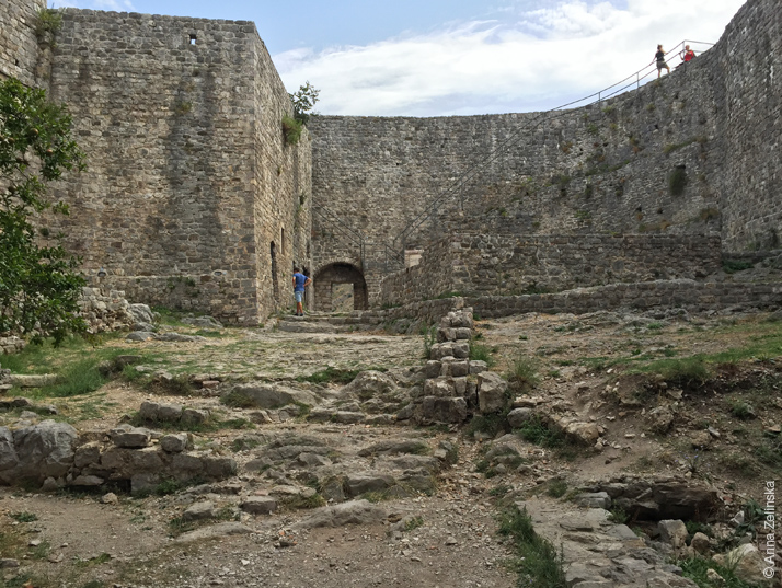 Крепостная стена Старого Бара, Черногория