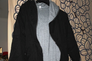 http://www.shein.com/Black-Hooded-Long-Sleeve-Pockets-Loose-Coat-p-161506-cat-1735.html?utm_source=anni6027.blogspot.it&utm_medium=blogger&url_from=anni6027