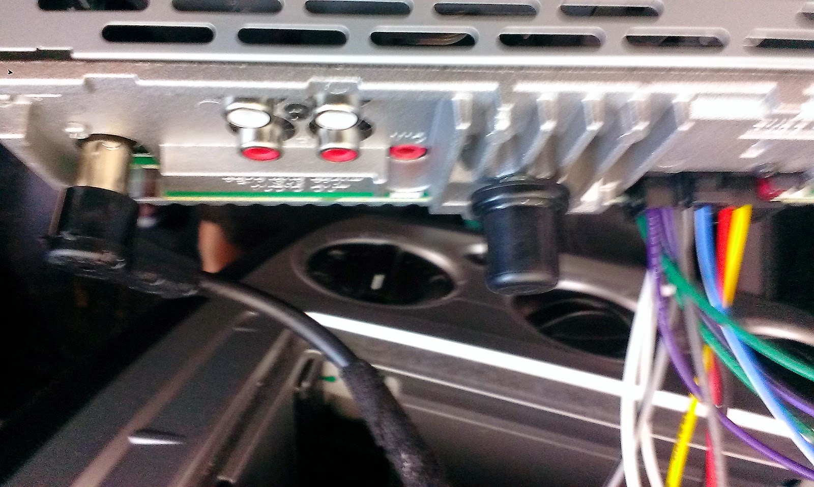 (Part 5) Replacing the standard radio in a Ford Figo (wiring up the new