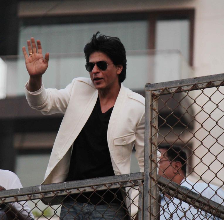 Shahrukh Khan 47th Birthday photos - Bollywoodpluz