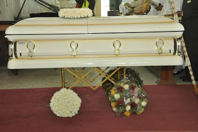 2 Photos from the Funeral of Former Minister of Commerce and Industry, Bola Kuforiji-Olubi