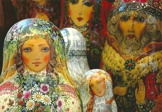 russian doll card
