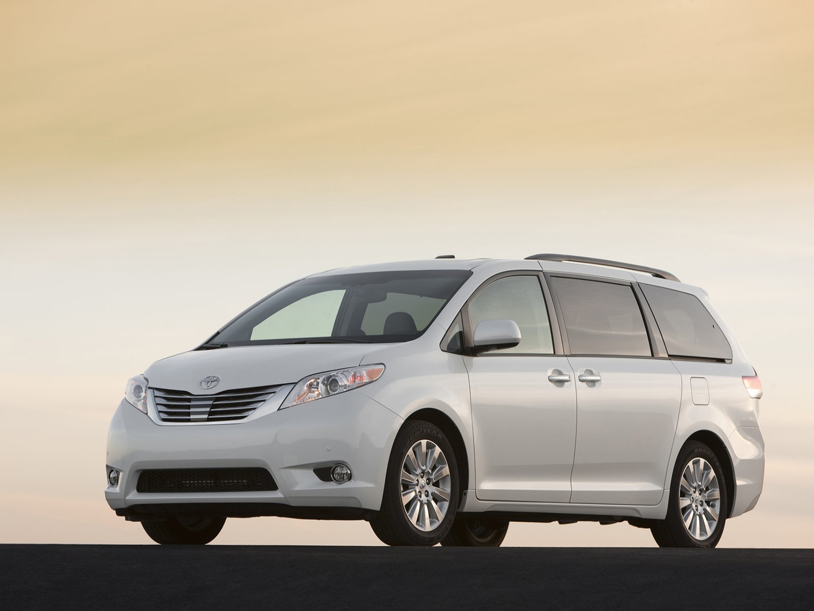 Toyota Sienna 2011 - Luxury and Fast Cars 2011 Toyota Sienna Awd Towing Capacity