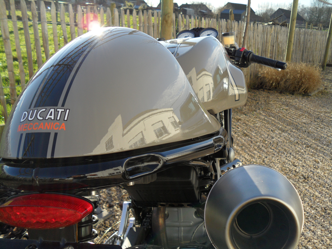 Ducati Sport 1000 Cafe Racer Photos