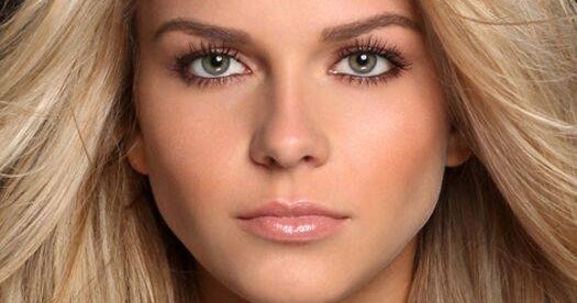 Seattle Artists Agency: Ashley Thompson Signs with Elite Miami!