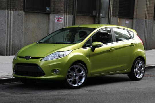 Ford Lan a O New Fiesta Hatch