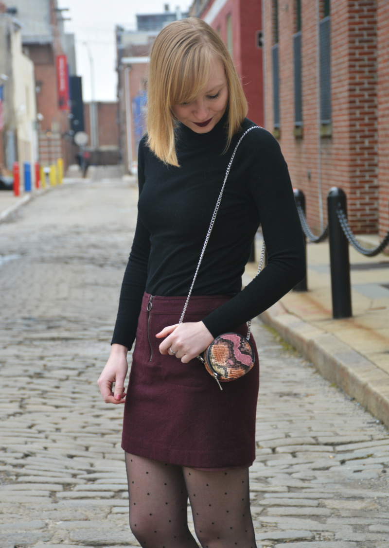 FAVORITE COLOR COMBO WITH TIGHTS MAROON AND BLACK Fashionmylegs The tights and hosiery blog