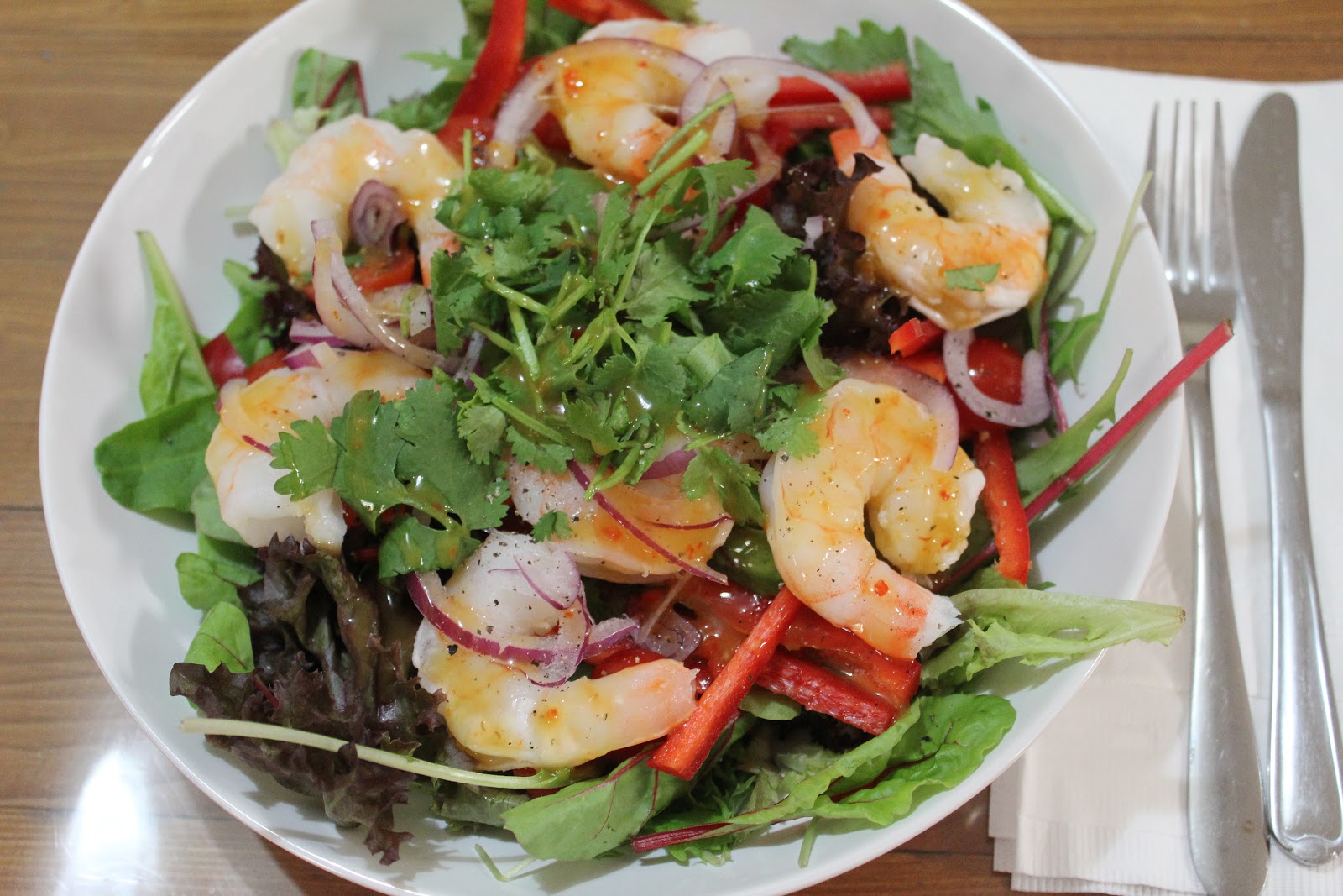 a dash of flavour Easy Mango Chilli Prawn Salad