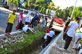 Semangat Kekeluargaan dan Gotong Royong sebagai Bentuk Kerjasama dalam
