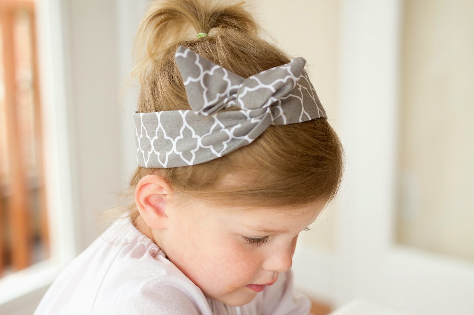 do it yourself divas DIY Wire Headband Wire Hair Bow