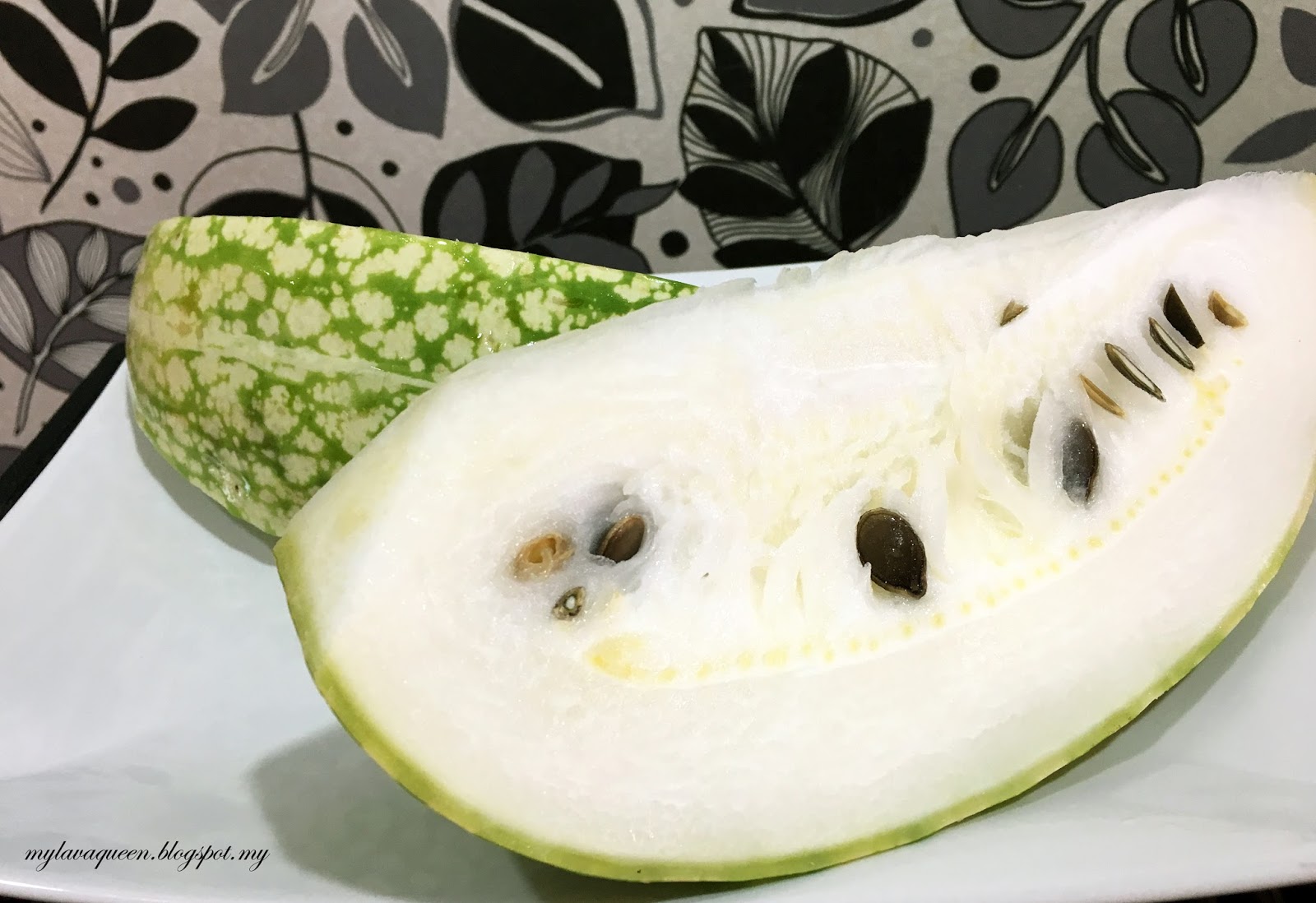 SHARK FIN MELON SOUP WITH CARROT AND PORK BONES Lava Queen