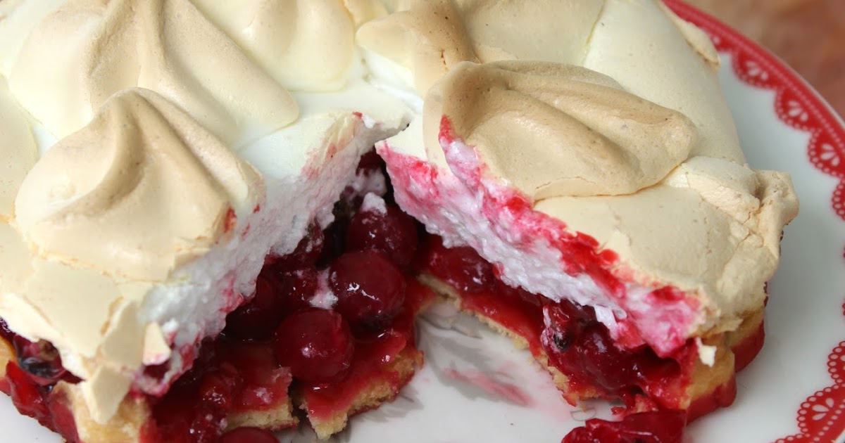 ullatrulla backt und bastelt: Johannisbeertarte mit Baiserhaube