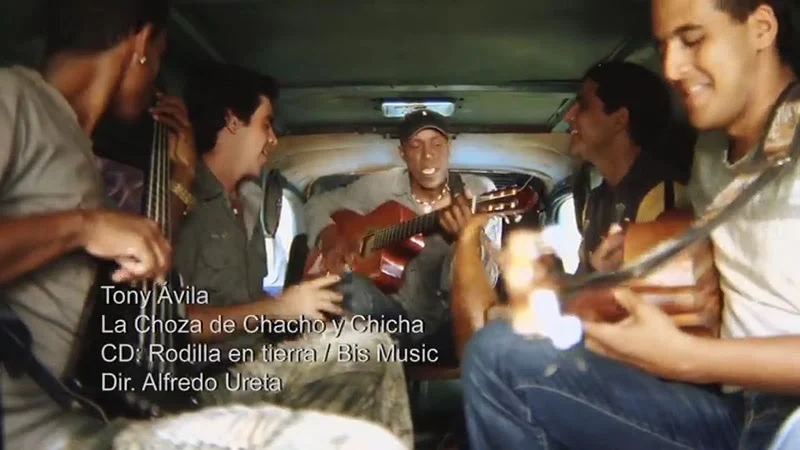 Tony Ávila | ¨La choza de Chacho y Chicha¨ | Director: Alfredo Ureta | Videoclip | Música Cubana | Artistas Cubanos | Canción | CUBA | Portal Del Vídeo Clip Cubano