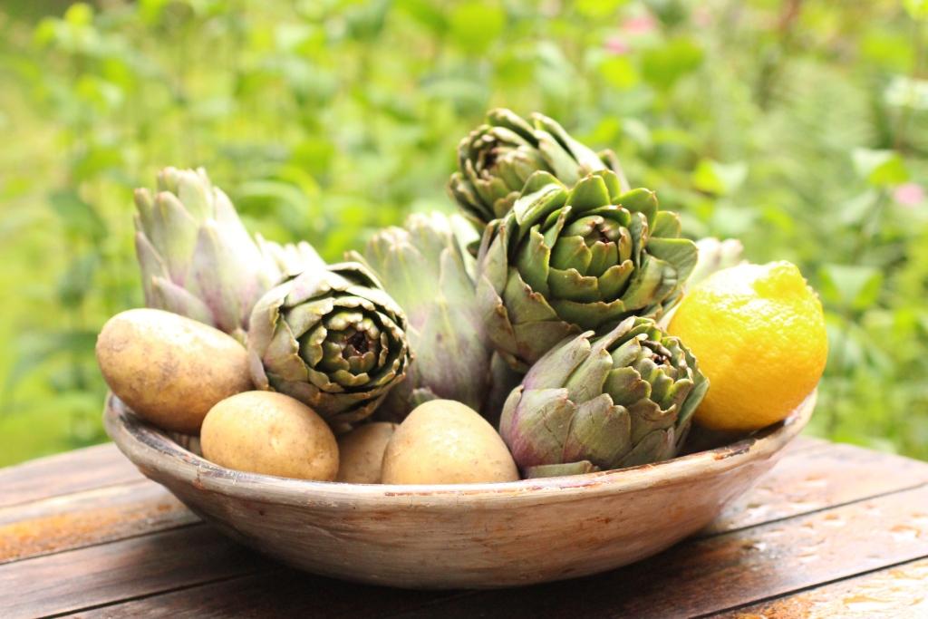 Un Peu Gay Dans Les Coings Artichauts Au Four A La Grecque