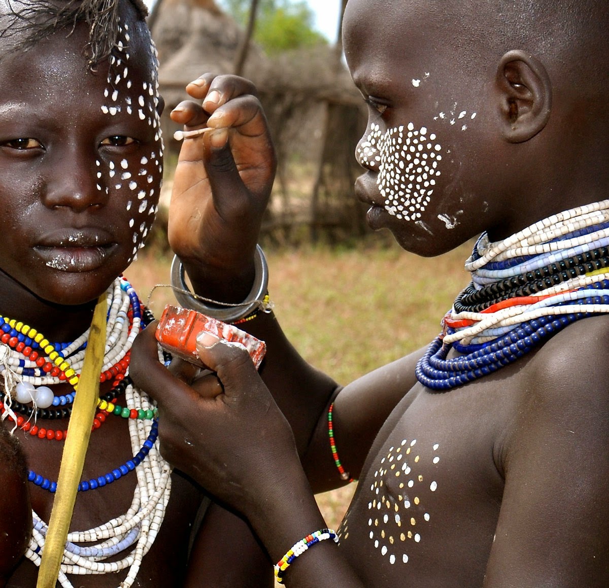 6. Tribal Make-Up Artist - 10 Highlights from the 2015 Nat Geo Traveler Photo Contest