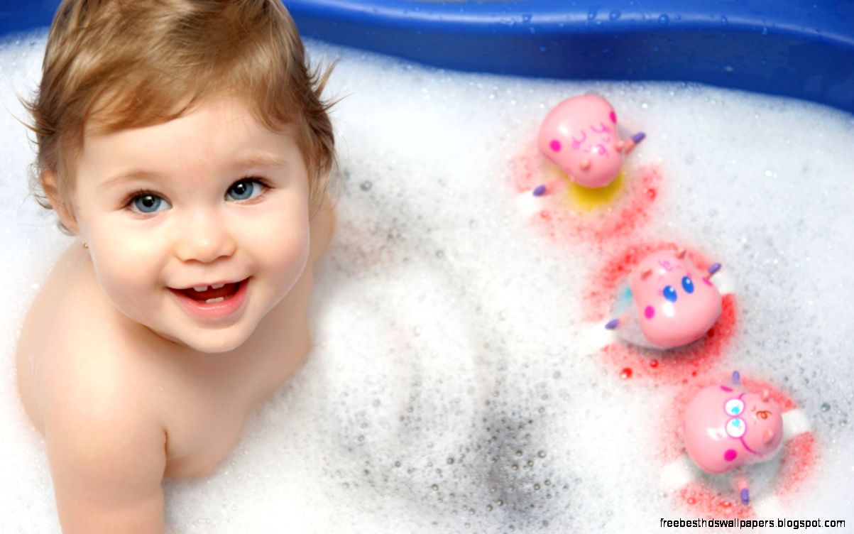 Cute Baby Bath