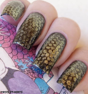 snake nails nail art