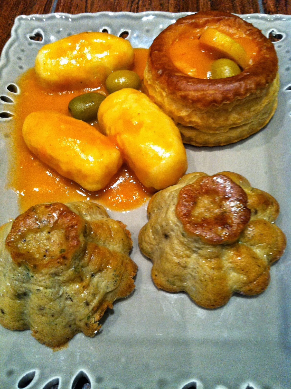 PÂTÉ CHAUD STÉPHANOIS QUENELLES ET GATEAU DE FOIES DE VOLAILLE
